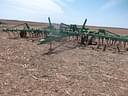 1997 John Deere 980 Image