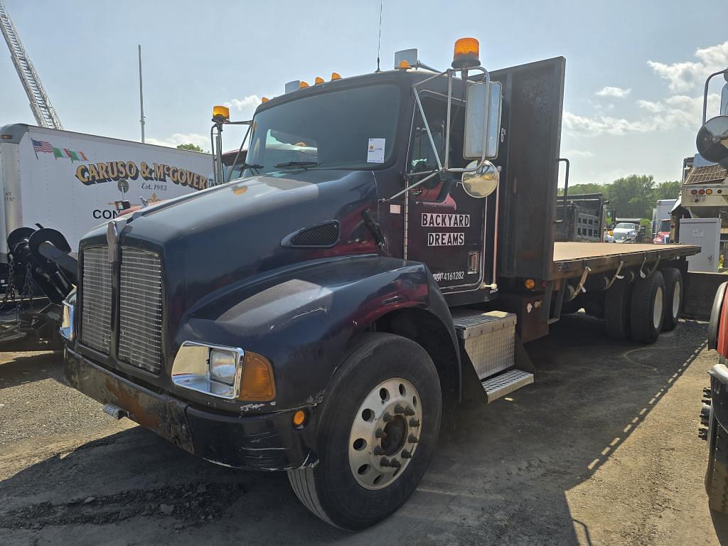 Image of Kenworth T300 Primary image