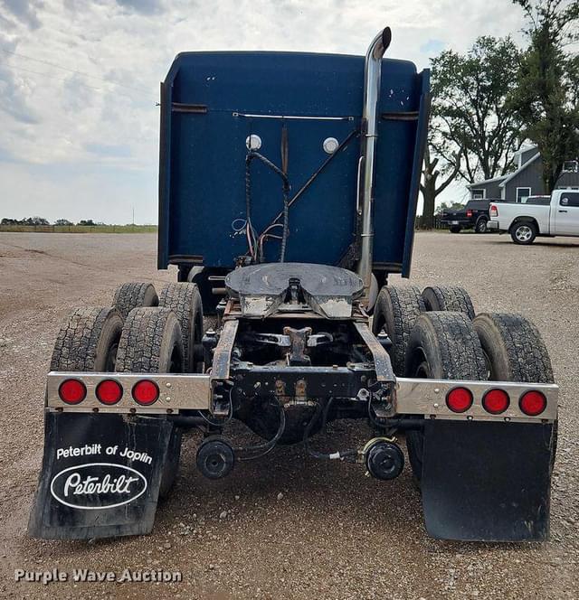 Image of Kenworth T600 equipment image 3