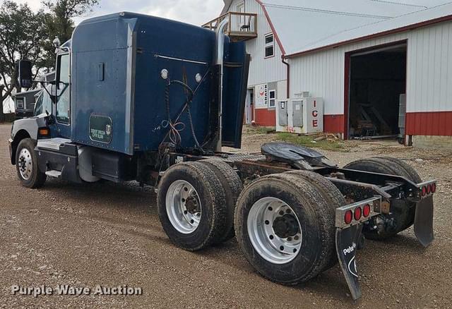 Image of Kenworth T600 equipment image 4