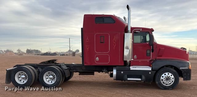 Image of Kenworth T600 equipment image 3