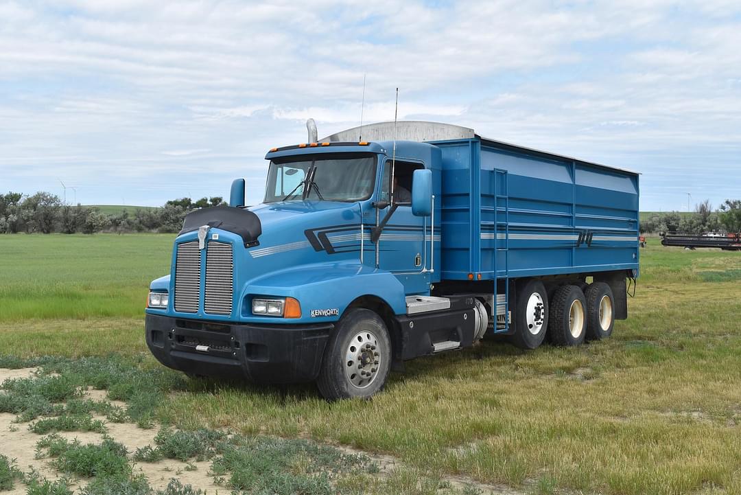 Image of Kenworth T600 Primary image