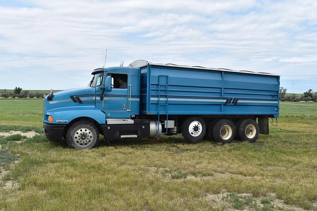 Image of Kenworth T600 equipment image 3