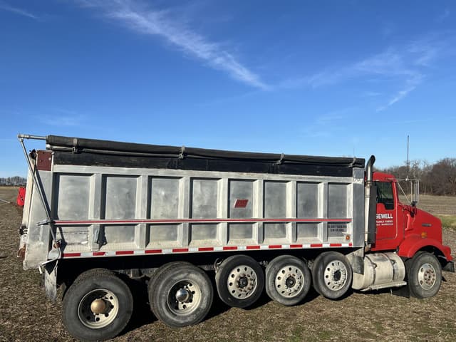 Image of Kenworth T800 equipment image 4