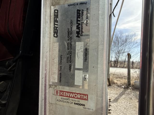 Image of Kenworth T800 equipment image 4