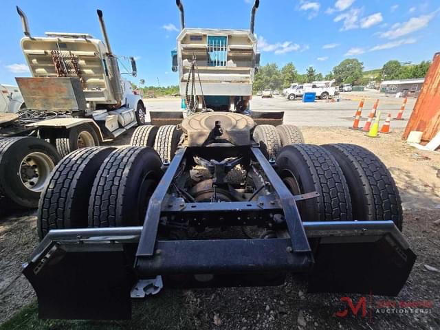 Image of Kenworth T800 equipment image 3