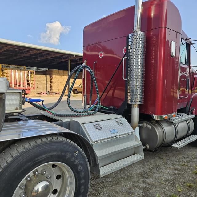Image of Kenworth T800 equipment image 4