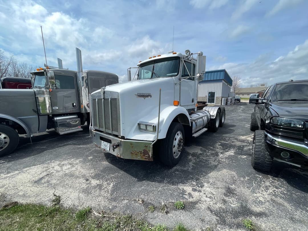 Image of Kenworth T800 Primary image