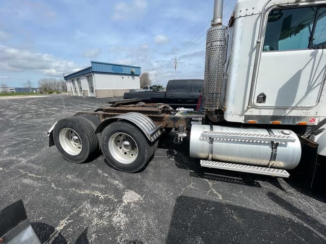 Image of Kenworth T800 equipment image 4