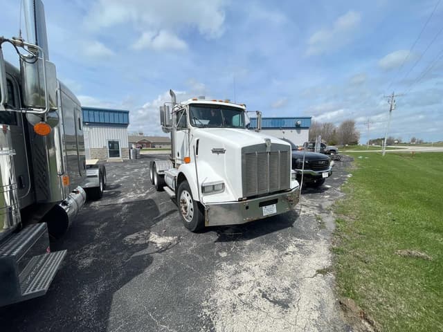 Image of Kenworth T800 equipment image 2