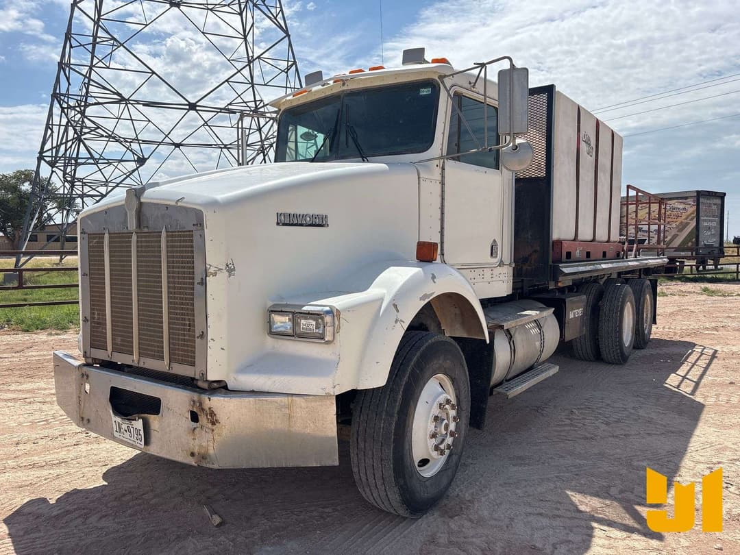 Image of Kenworth T800 Primary image