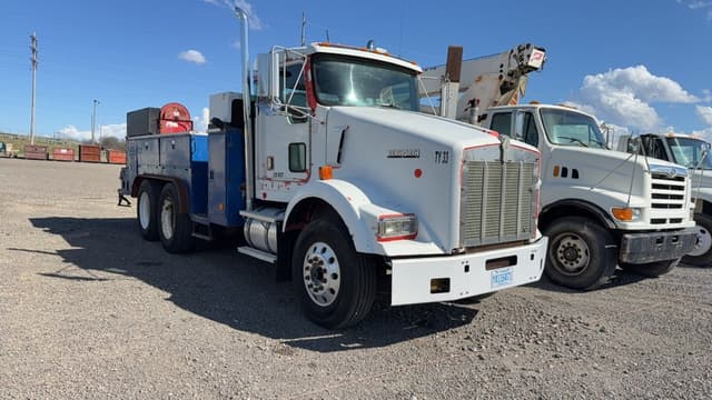 Image of Kenworth T800 equipment image 2