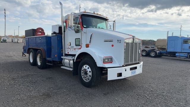 Image of Kenworth T800 equipment image 2