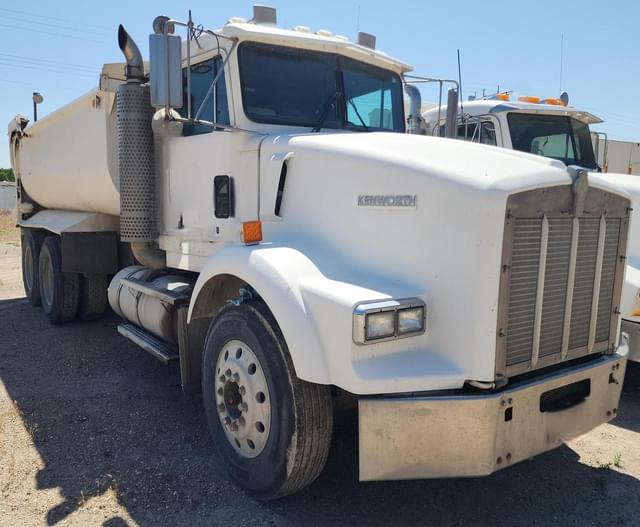 Image of Kenworth T800 equipment image 2