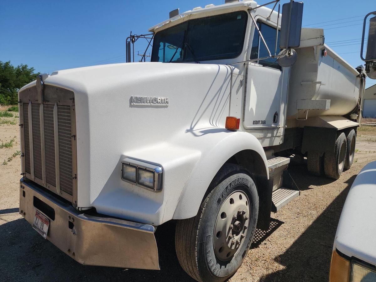 1997 Kenworth T800 Equipment Image0