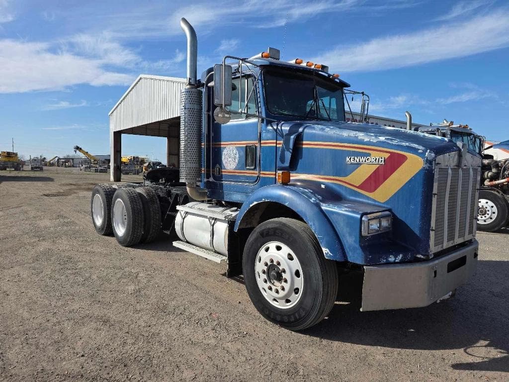 Image of Kenworth T800 Primary image