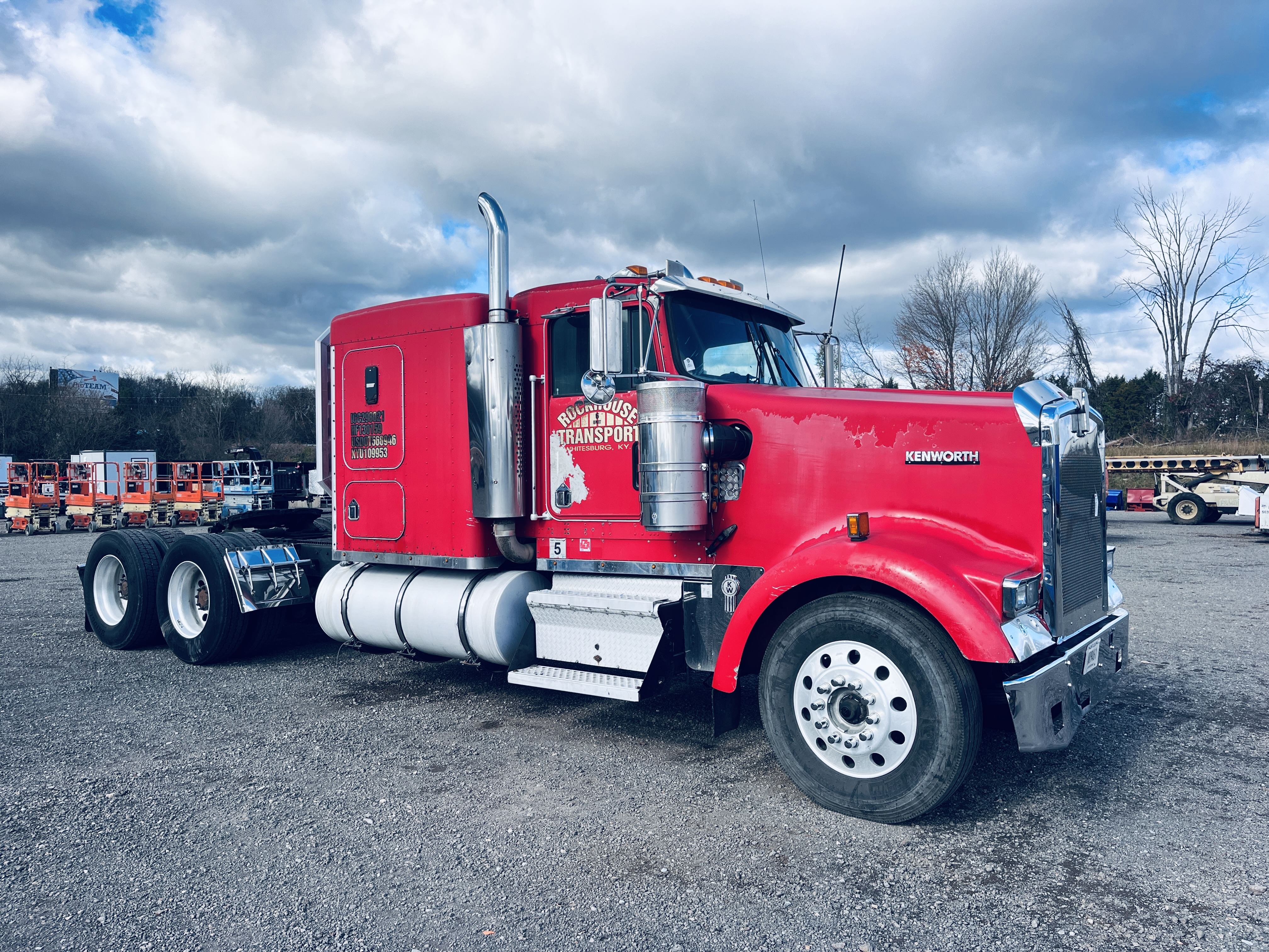 Main image Kenworth W900