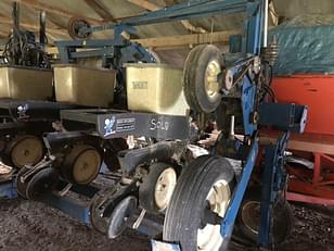 Main image Kinze 2600 1