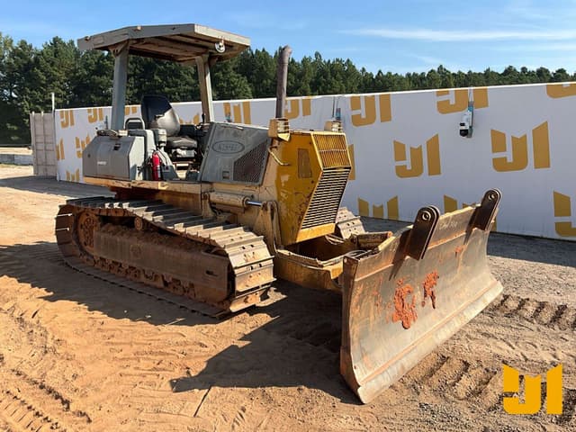 Image of Komatsu D41E-6 equipment image 2