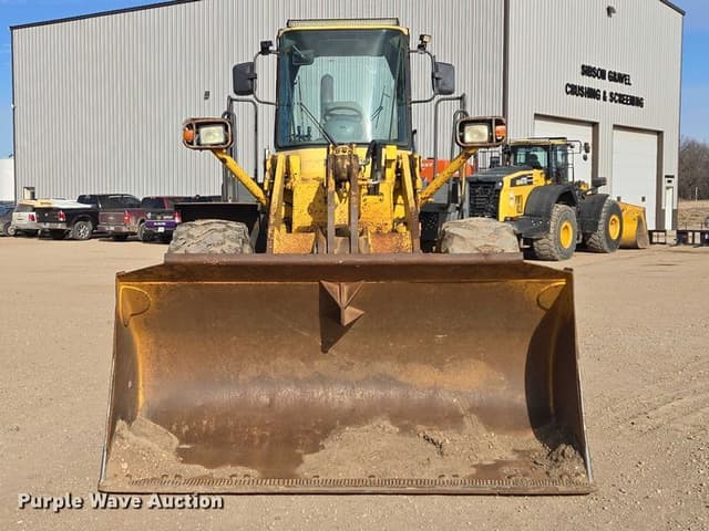 Image of Komatsu WA380 equipment image 1