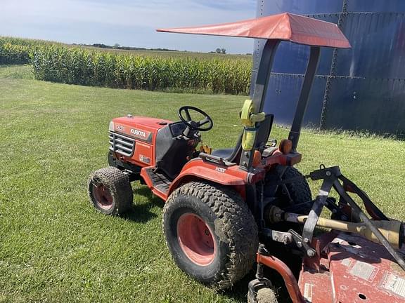 Image of Kubota B2400 equipment image 1