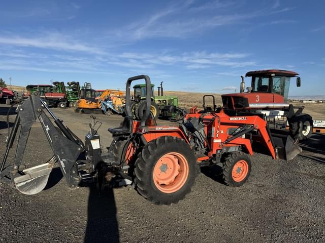 Image of Kubota L2900 equipment image 3