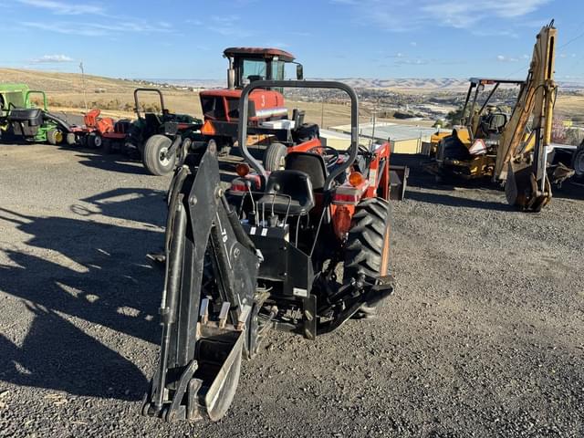 Image of Kubota L2900 equipment image 4