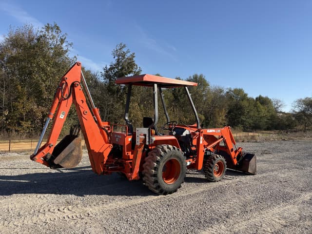 Image of Kubota L35 equipment image 4