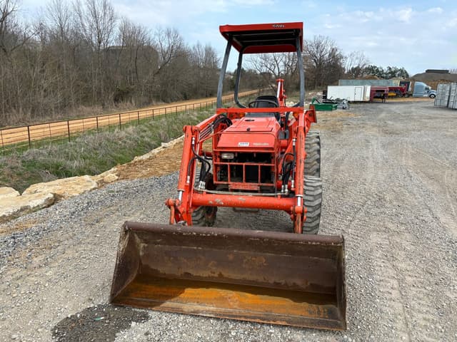 Image of Kubota L35 equipment image 2