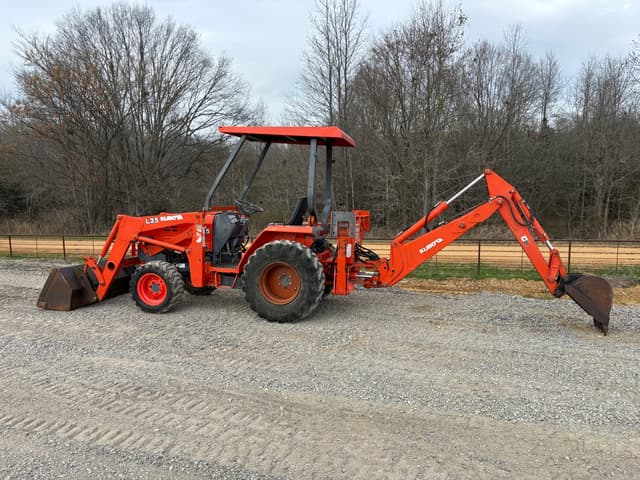 Image of Kubota L35 equipment image 3