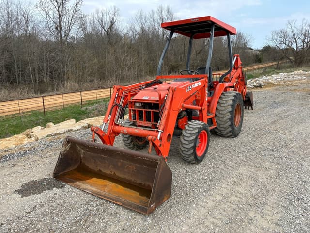Image of Kubota L35 equipment image 1