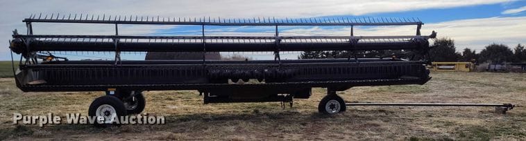 1997 MacDon 960 Equipment Image0