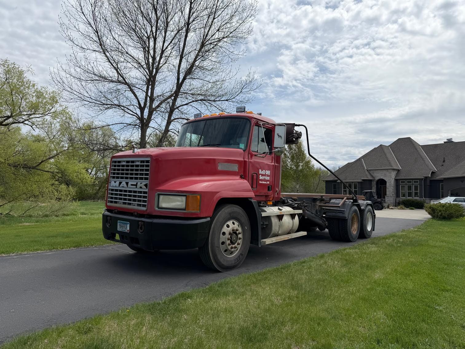 1997 Mack CH613 Equipment Image0