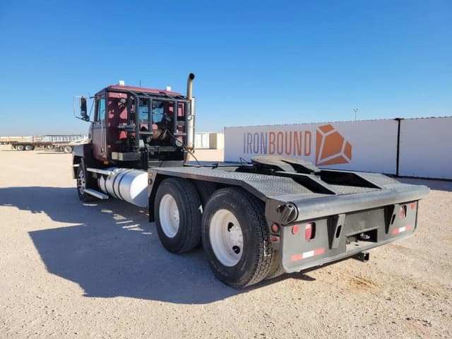 Image of Mack CH613 equipment image 2