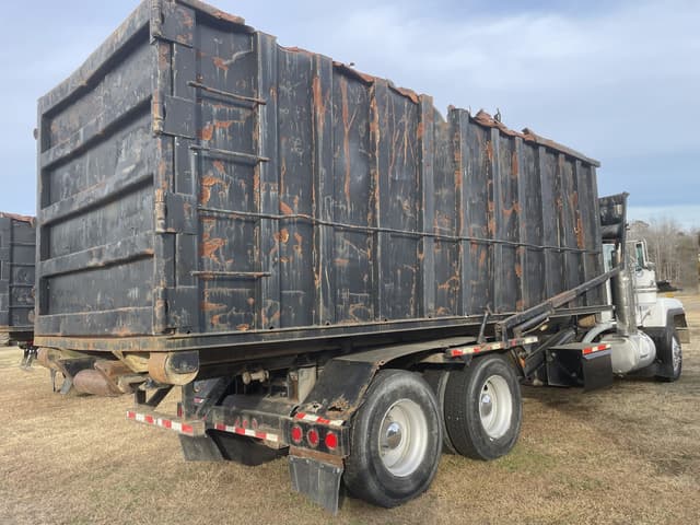 Image of Mack RD688S equipment image 4