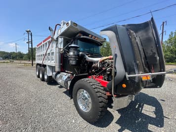Main image Mack RD688S