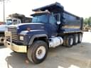 1997 Mack RD690S Image
