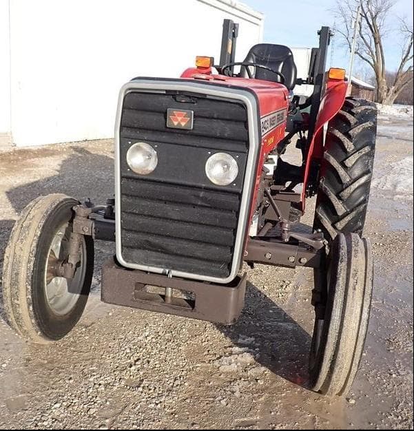 Image of Massey Ferguson 240S equipment image 2