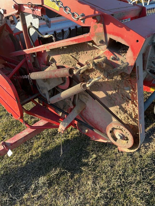 Image of Massey Ferguson 9750 equipment image 3