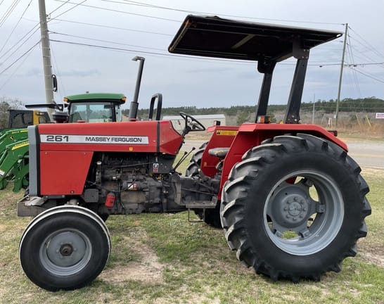 Main image Massey Ferguson 261