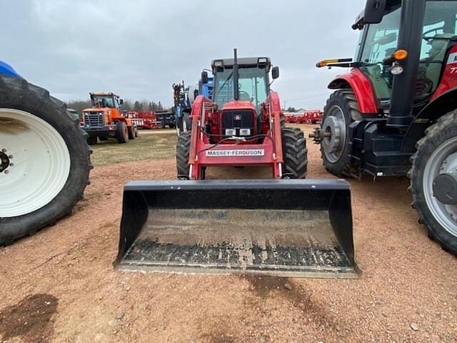 Image of Massey Ferguson 4235 equipment image 1