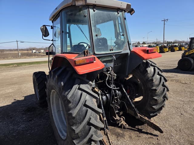 Image of Massey Ferguson 4245 equipment image 4