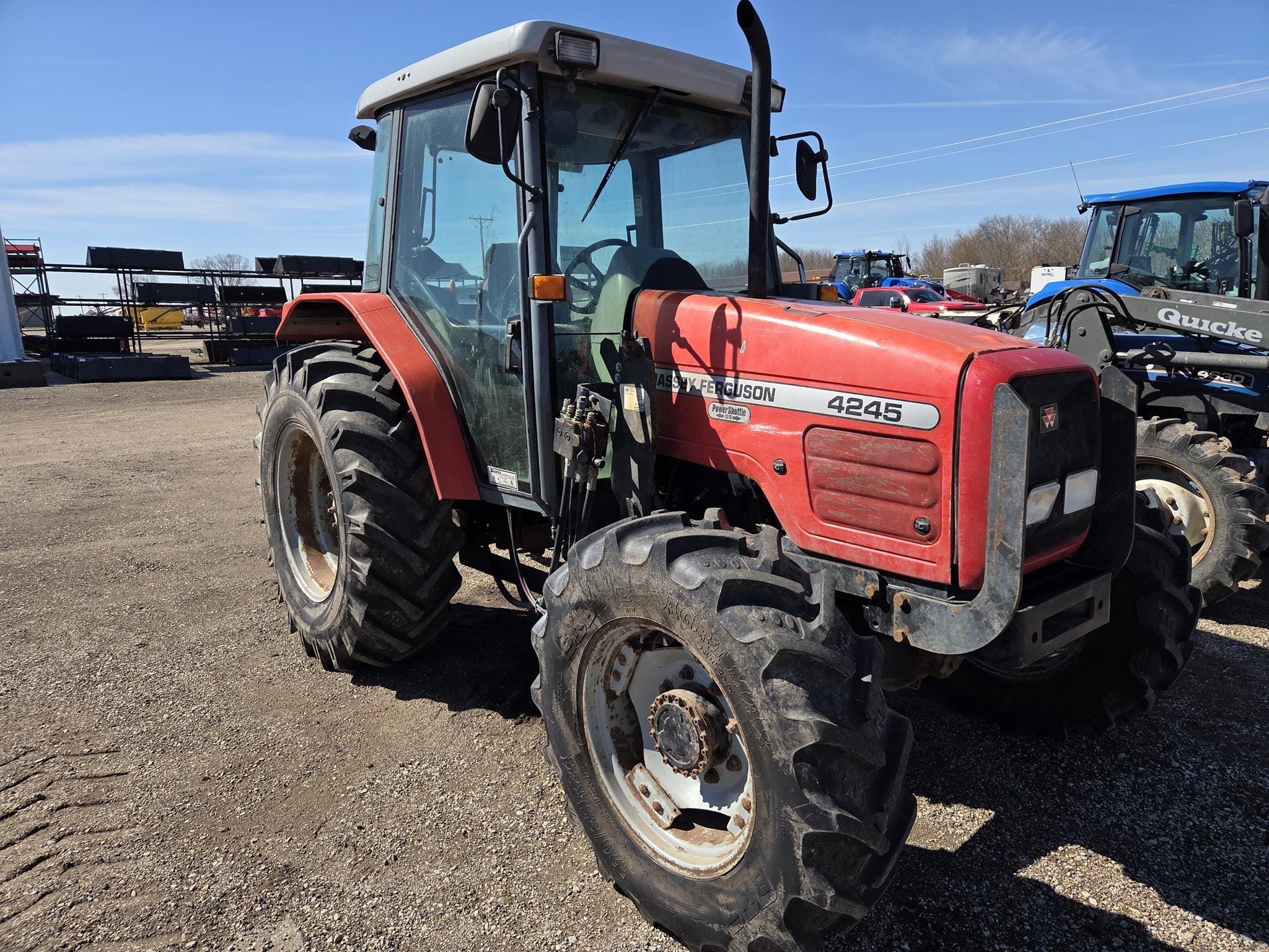 1997 Massey Ferguson 4245 Equipment Image0