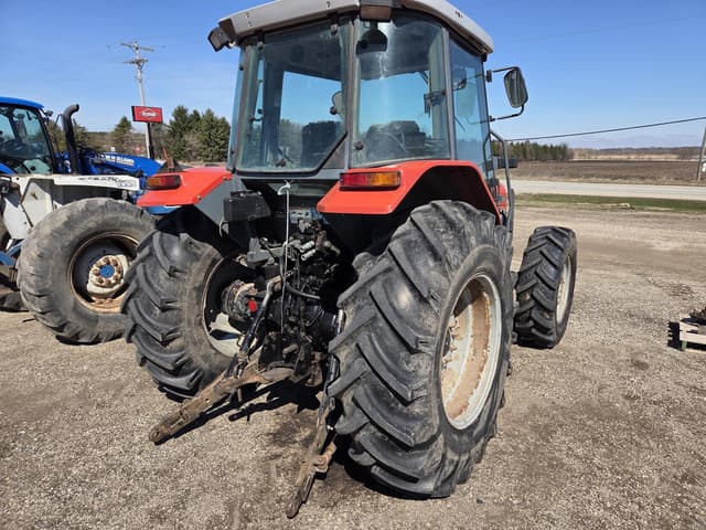 Image of Massey Ferguson 4245 equipment image 3
