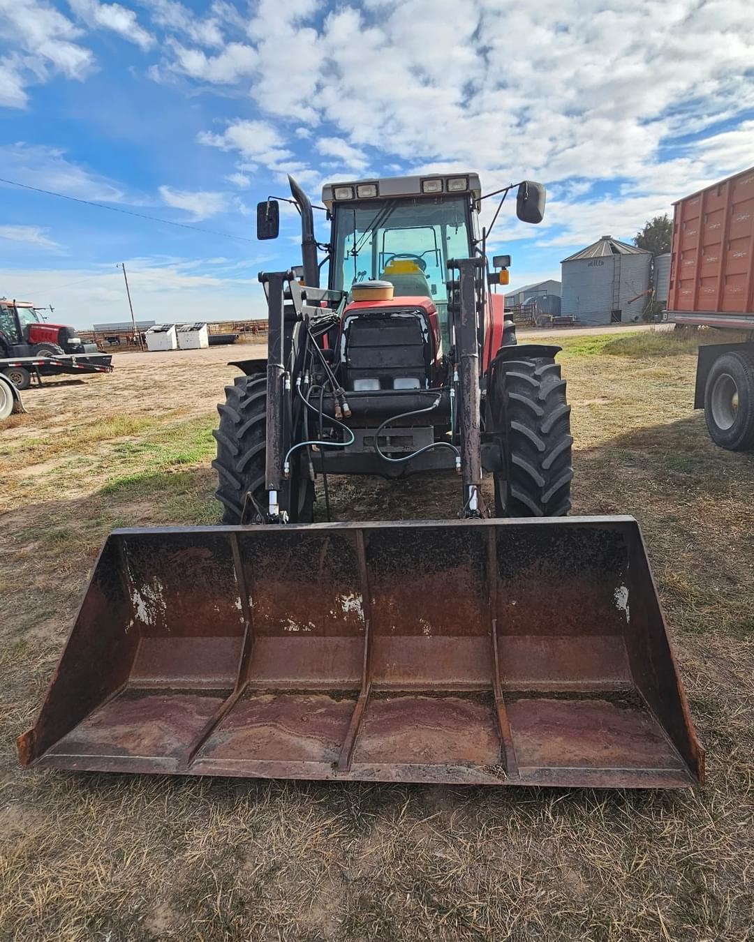 Image of Massey Ferguson 6180 Image 1