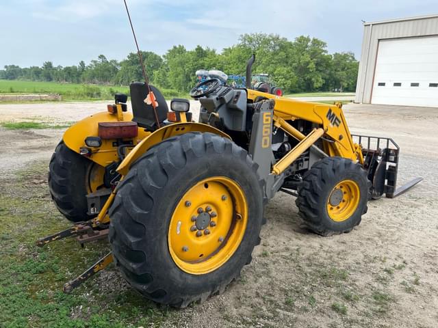 Image of Massey Ferguson 660 equipment image 1