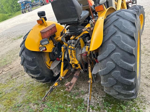 Image of Massey Ferguson 660 equipment image 2