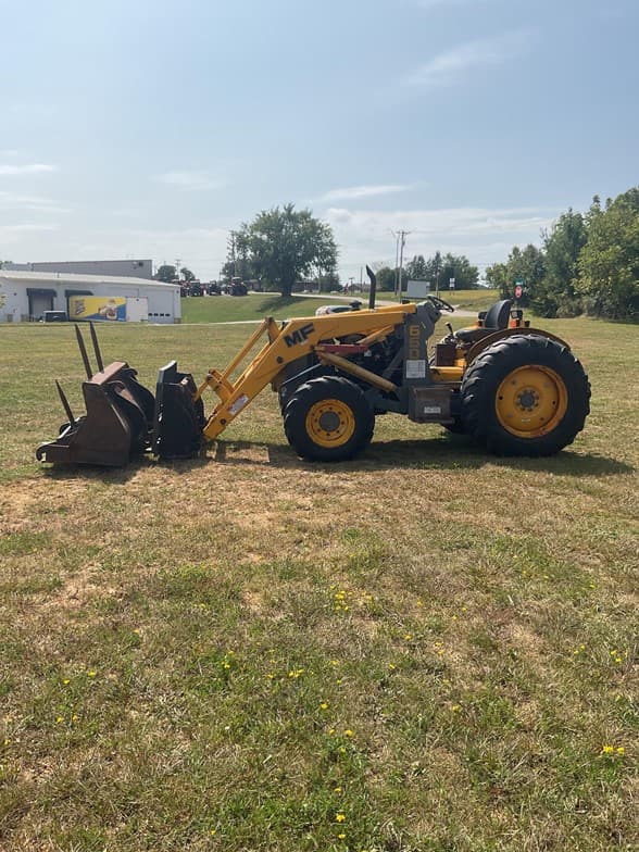 Image of Massey Ferguson 660 equipment image 1