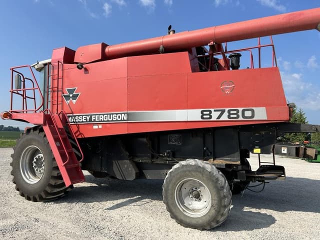 Image of Massey Ferguson 8780 equipment image 2