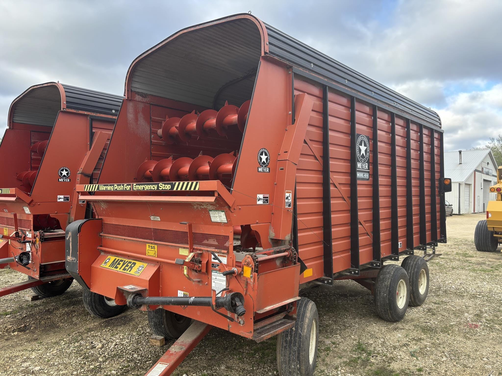 1997 Meyer 4516 Equipment Image0